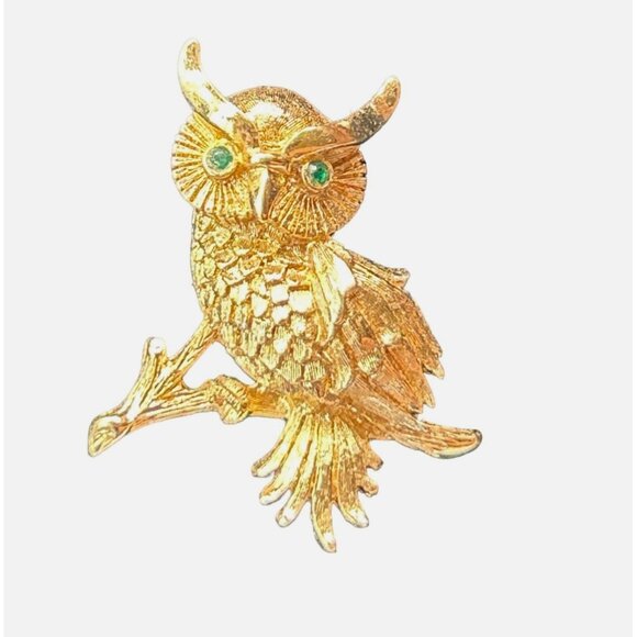 Vintage Monet Gold-Tone Owl Brooch Pin With Green Gemstone Eyes - Picture 1 of 5